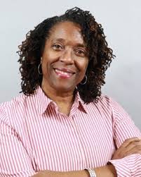 Carol Ratcliff's Instagram, Twitter & Facebook