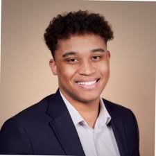 Excited to share that I'll be starting a new role as a Global Supply  Manager at Apple next week under Neha Chaudhary,