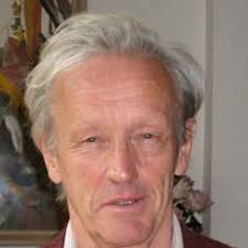 Amazon.in: Christopher Aslan Alexander: books, biography, latest update