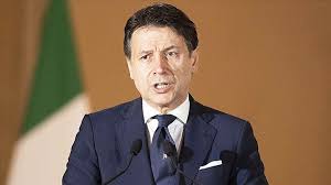 وأشار رئيس وزراء إسبانيا إلى أنه يرفض موقف الحكومة المغربية إزاء أزمة المهاجرين بين الطرفين. Ø±Ø¦ÙŠØ³ ÙˆØ²Ø±Ø§Ø¡ Ø¥ÙŠØ·Ø§Ù„ÙŠØ§ ÙŠÙ‚Ø¯Ù… Ø§Ø³ØªÙ‚Ø§Ù„ØªÙ‡ Ø§Ù„Ø«Ù„Ø§Ø«Ø§Ø¡