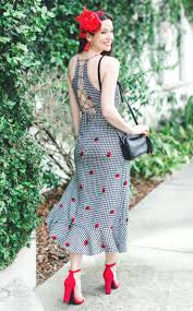 Cute Black And White Derby Day Outfit Idea Gingham Kentucky Derby Dress With Affordable Red Fascinator Headband Kentucky Derby Dress Derby Dress Day Dresses