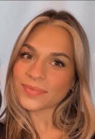 Holly Broadus's Instagram, Twitter & Facebook