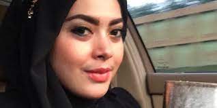 Bahkan, adik ipar reino barack ini mencurigai ada orang terdekat yang terlibat yang sengaja ingin membuat nama baik syahrini hancur. Tutorial Hijab Ala Adik Syahrini Aisyahrani Hijab Dream Co Id