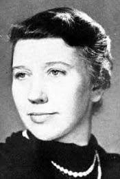 Elva Lawson's Instagram, Twitter & Facebook