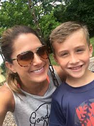 Snuck in a little time at the park with my buddy today before work ☀️🕶