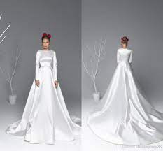 Discount Vintage Designer Cheap Wedding Dresses With Long Sleeves Satin Ruched Zipper Court Train Wedding Dress Wedding Dress Train Cheap Simple Wedding Dress