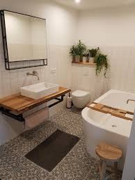 portugese tegels badkamer collectie floorz serie flowerz zero 02 portugese vloertegels portugese cementtegels ceme badkamer badkamer vloertegels badkamer vloer