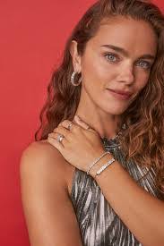 Cassandra Whalen's Instagram, Twitter & Facebook