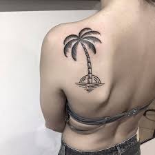 Palm Tree Tattoo On The Left Shoulder Blade Shoulder Tattoo Tree Tattoo Back Shoulder Blade Tattoo