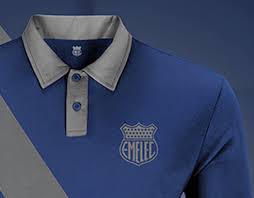 El equipo millonario presentó una camiseta conmemorativa con un detalle especial por los 92 años de. Emelec Projects Photos Videos Logos Illustrations And Branding On Behance