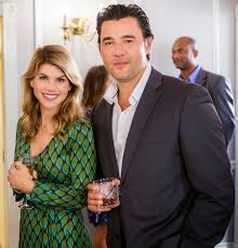 Jennifer Jason Shannon Garage Sale Mystery Hallmark Movies Family Christmas Movies