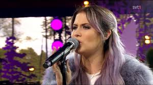 The amount of emotion that goes into molly sanden's freak gives me chills as i listen to it. Molly Sanden Freak Live Moraeus Med Mera Youtube
