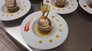 N Hesitez Pas A Commander Vos Homards Grille Ou En Ragout Photo De Le Coup De Fourchette Brest Tripadvisor