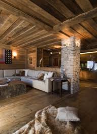 Caracter Architettura D Interni Progettazione Ristrutturazione Arredamento Case Di Montagna Arch Robe Arredamento Chalet Stili Di Casa Casa Accogliente