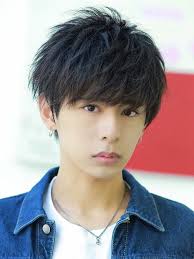 yahoo beauty ヤフービューティー lipps 青木健真さんのヘアスタイル ベーシックマッシュをご紹介 ヘアスタイルが気に入ったらスタイリストを指名して予約することができます メンズ ヘアスタイル ヘアスタイル 原宿 表参道