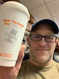 It's Laura's Dunkin' Challenge Time! Dunkin' has some great new products!  This week I am trying the Extra Charged Coffee with 20% more caffeine from  green coffee extract! Order one today and
