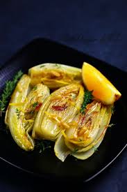 Endives Braisees A L Orange Thym Et Pignons Un Dejeuner De Soleil Recettes De Cuisine Cuisine Vegetarienne Cuisine