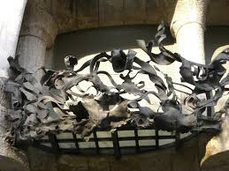 Casa Mila La Pedrera Antoni Gaudi I Barcelona Gaudi Antonio Gaudi Architecture Old