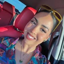 Audrey Watts's Instagram, Twitter & Facebook