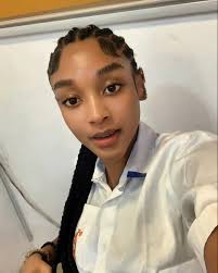 Quel est votre plus grand souhait ? 💕 #dioneking #xoxo