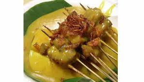 Santan kelapa, bawang merah, bawang putih, lengkuas, jahe, dan bahan bumbu lainnya. Ini Cara Membuat Sate Padang Yang Rasanya Nikmat