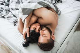 Reife muttii liebt das wilde ficken im ehebett. Blumchensex Liebeserklarung Im Bett Brigitte De