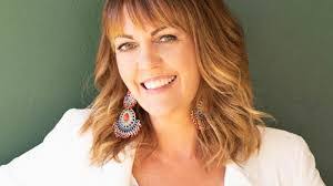 Heather Porter's Instagram, Twitter & Facebook