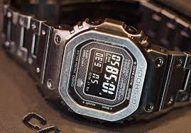 The watch's inner casing is made of fine resin reinforced by carbon fiber that allows for a lighter and stronger design. Four G Shock Highlights For 2019