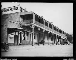 Digital Collections Pictures Royal Hotel In Gosford New South Wales Ca 1925 Picture Australia History Royal Hotel New South Wales