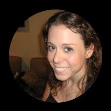 Noemi Reed's Instagram, Twitter & Facebook