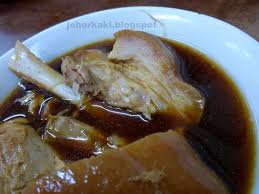 Recommended by tony johor kaki and 4 other food critics. Oh So This Is The Famous Chow Kiat Klang Bak Kut Teh Now Then I Know è¶…å‰ç¾Žå'³è‚‰éª¨èŒ¶ Johor Kaki Travels For Food