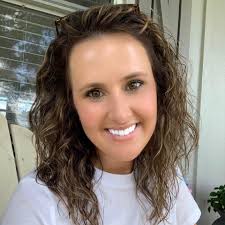 Kendall Yokley, Independent Stylist for Matilda Jane + Good Hart Clothing