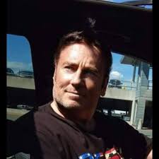 What Jesse wrote is true! Only ONCE when Jesse and I touched for the very  first time in 1979 in Ed Hart's place in Seattle did I have a short  advantage with