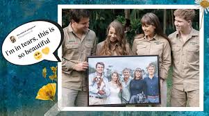 Bindi irwin and chandler powell's $10 million wedding at australia zoo. Bindi Irwin Shares Soulful Artwork Reimagining Her Wedding Day With Dad Steve Irwin In It Trending News The Indian Express