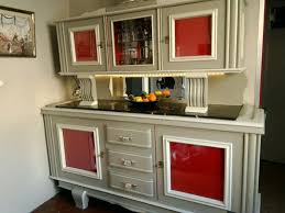 1001 Idees Pour Customiser Un Meuble Meuble Relooke Mobilier De Salon Relooking De Mobilier Customiser Meuble