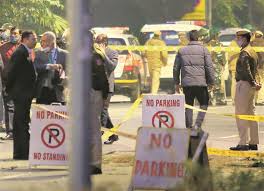 A blast outside the israeli embassy in new delhi on friday damaged cars but did not cause. Blast Outside Israeli Embassy In Delhi