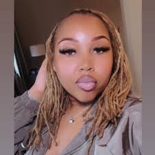 NEW RESTAURANT ALERT Jerk Yard Bar & Grill is located 📍711 W Howard Street  in Evanston, IL. It is a spacious facility with rooftop dining and two bars  up and down stairs.