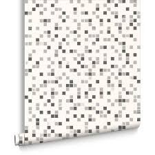 Qu'ils soient blancs, bleus ou rouges, unis, fleuris ou géométriques, les papiers peints peuvent être posés sur tous les murs : Papier Peint Cuisine Et Salle De Bains Checker 1005 X 52cm Blanc Gris 19167