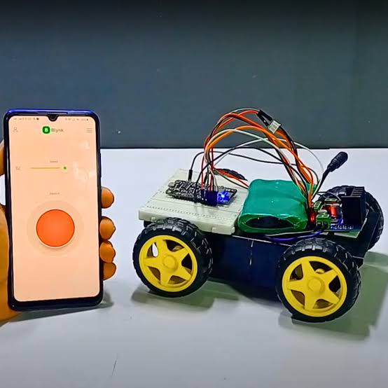 Wireless Car Control System Based on Arduino Uno R3