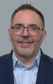 Chris Mendias's Instagram, Twitter & Facebook