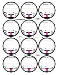 I used both the labels and the bands for the 500ml jars, and only the labels for the 250ml jars. Free Printable Jelly Jar Labels Round 2 5 In White Black Pink