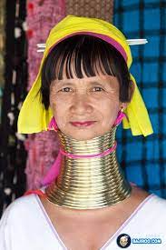 She started growing her hair in 1973, when she was just 13 years old. People With Longest Neck In The World 5 Pictures People Beauty Around The World In Ancient Times