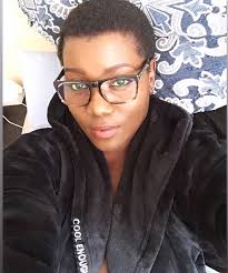 Still a member of the 4eyes crew 🤓 😂as we proceed 🚶🏿‍♀️🚶🏿‍♀️🤣🤣