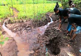 Mata air adalah lembaga kreatif yang bergerak di bidang event organizer Dianggap Mistis Ladang Gersang Bebatuan Milik Parno Keluar Sumber Mata Air Okezone News