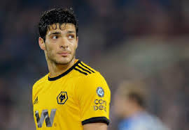 Raul jimenez got our second and third goals against southampton raul jimenez's sensational seventeenth premier league goal of the season gave wolves the advantage, before a controversial. Penyerang Wolves Raul Jimenez Jalani Operasi Usai Benturan Dengan David Luiz Bola Tempo Co