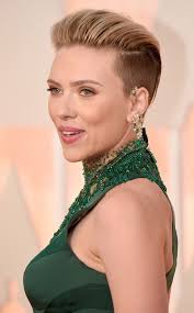Scarlett Johansson 2015 Akademi Odulleri Kirmizi Hali Scarlett Johansson Ve Kirmizi