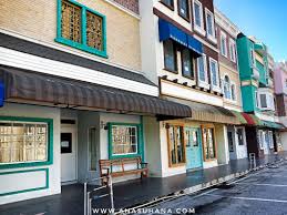 Bagi penginapan pula, mereka menyediakan 2 jenis penginapan yang berbeza iaitu villa stay dan farm stay. Bandar Agacia Kampar Ala Disneyland Malaysia Ana Suhana
