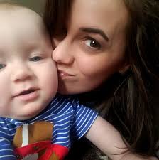 Midwestern mom pool party excellence 💅 Featuring an exclusive rehearsed  synchronized swimming routine we definitely did not make up