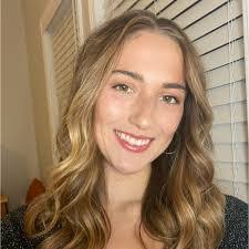 Nikki Cottrell's Instagram, Twitter & Facebook