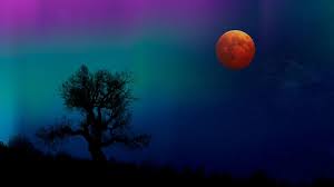 Gerhana bulan total negatif ditandai dengan warna kemerahan yang dimiliki bulan ketika terjadi gerhana tidak merata. Gerhana Bulan Total Malam Ini Bisa Disaksikan Langsung Dengan Mata Telanjang